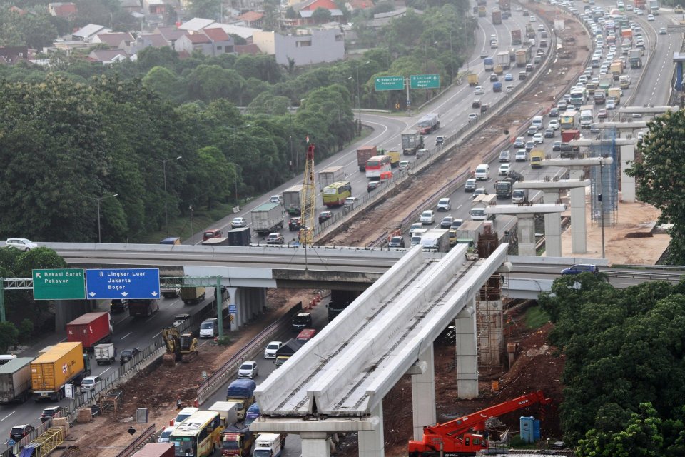 Pengoperasian Tol Layang Jakarta-Cikampek Mundur Lagi