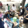 Melihat dari Dekat Aksi Filantropis Warung Sedekah Karawang