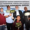 Sekolah Negeri dan Swasta Berebut Kuota Beasiswa Karawang Cerdas