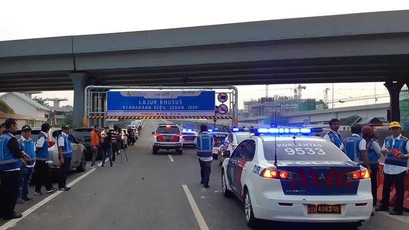 Gaduh Tol Japek II: Bergelombang, Macet dan Ditutup