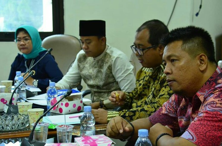 DPRD Karawang Terima Aduan Petani dan Nelayan