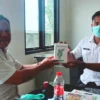 Desa Sukasari Bagikan Masker Gratis