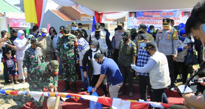 Kapolres Resmikan Desa dan Kecamatan Tangguh