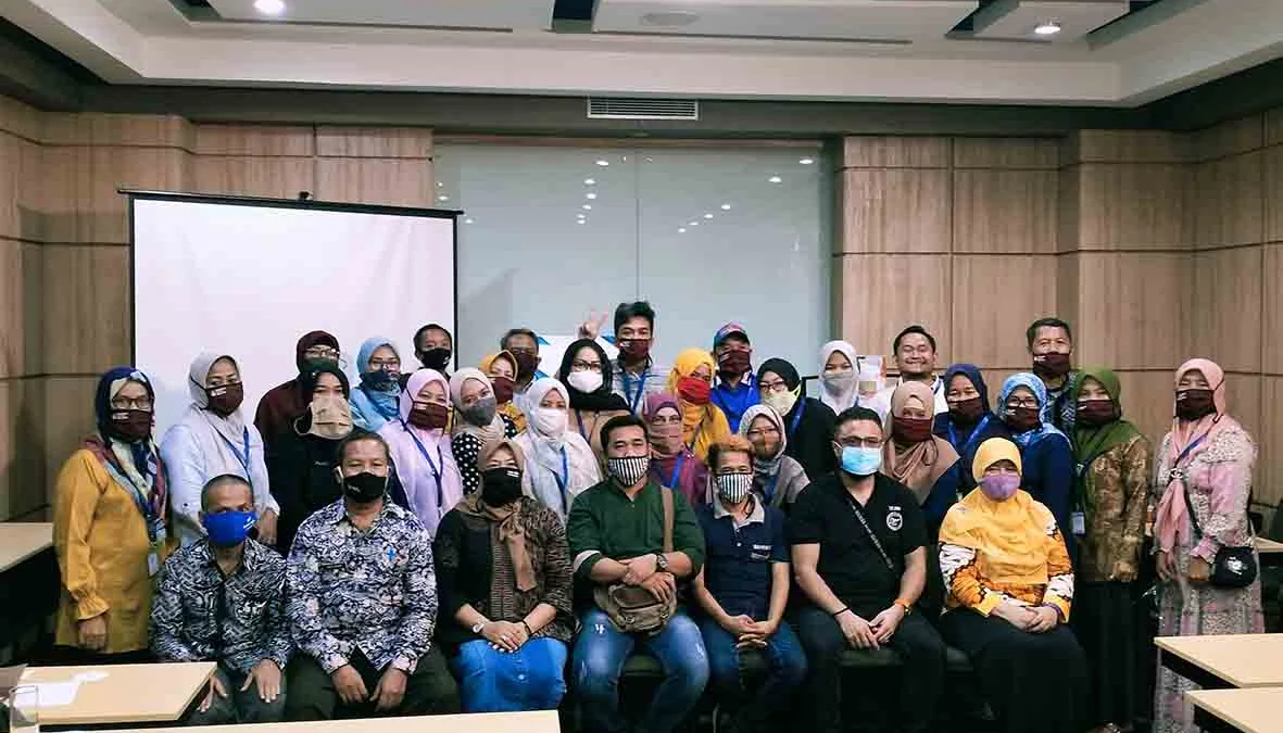 Geber Pelatihan Digital Marketing dan Kemasan Produk