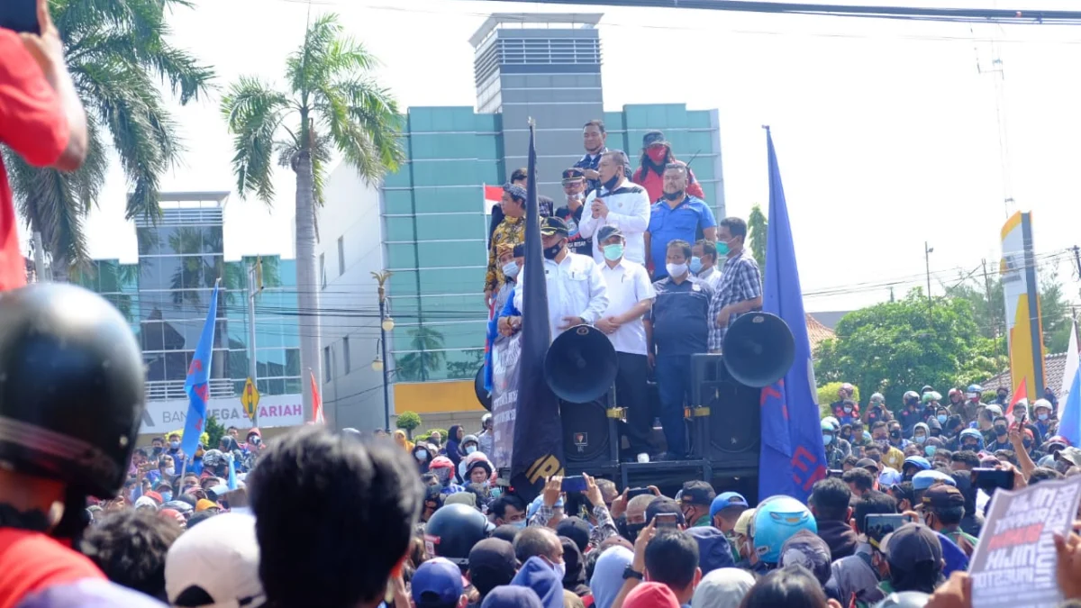 Polisi Kejar-Kejaran Dengan Anak STM