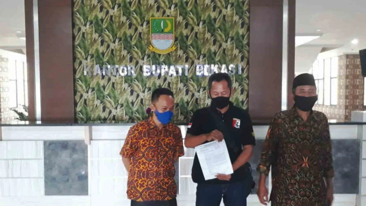 Warga Ngadu ke Bupati