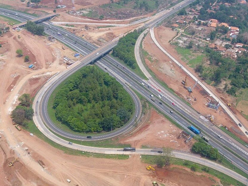 Tergusur Tol Japek II, Dibayar Murah!