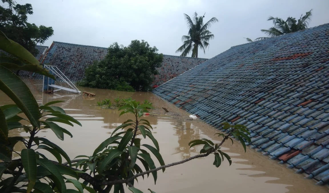 SMPN 1 TELUKJAMBE BARAT LANGGANAN BANJIR