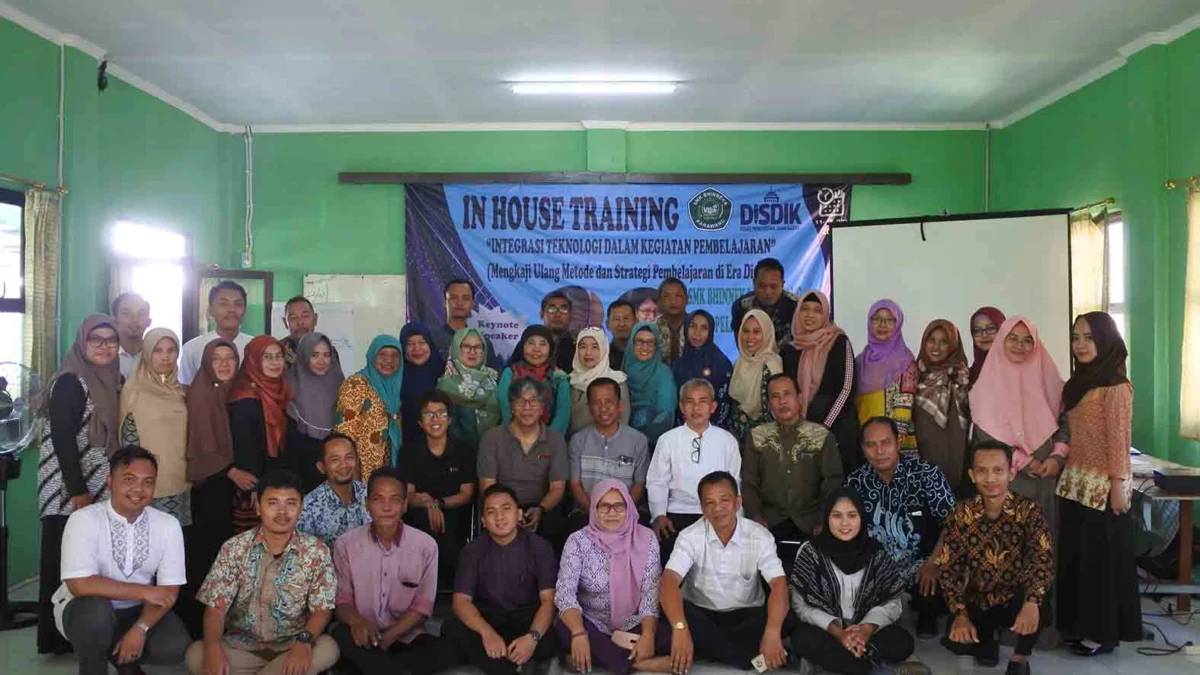 SMK BHINNEKA KARAWANG Cetak Lulusan Profesional dan Berakhlakul Karimah