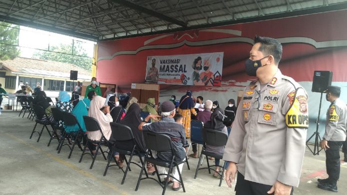 Gerai Vaksinasi Polres Purwakarta Buka Tiap Hari