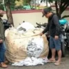 Diduga Ilegal, Polisi Selidiki Temuan Karung yang Berisi Ribuan Obat