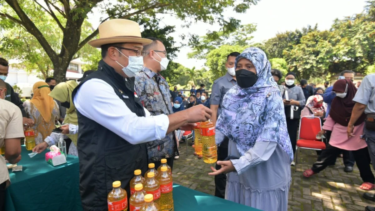 Jabar Siapkan Aplikasi Pemesanan Minyak Goreng untuk Bantu Masyarakat Miskin, Ridwan Kamil: Hanya di Saat Krisis