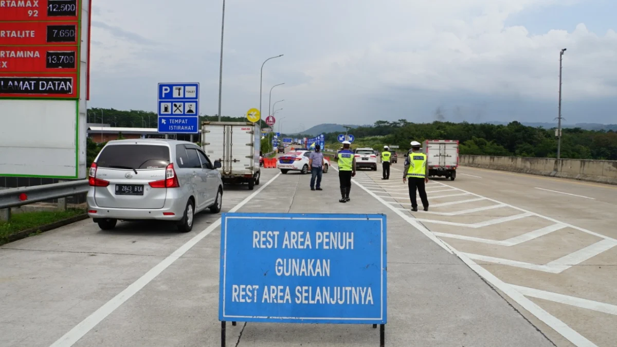 Ridwan Kamil: Arus Balik di Jawa Barat Puncaknya Hari Ini dan Besok