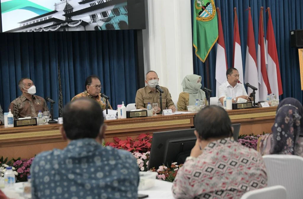 Sekretaris Daerah Pastikan Roda Pemerintahan Jabar Tetap Berjalan, Gubernur Jabar Izin Keluar Negeri dengan Alasan Penting