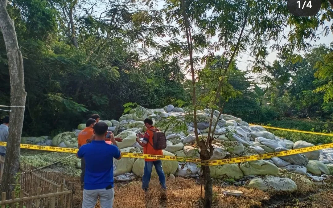 Waduh, Limbah Popok Bayi Menggunung di Rawamerta