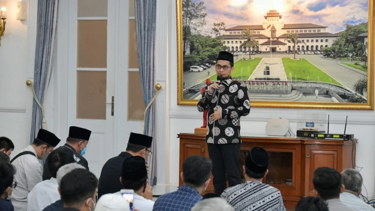 Ustaz Adi Hidayat Harap Keluarga Memperbanyak Kisah-kisah Baik Tentang Eril Selama Hidup Untuk Menginspirasi Semua