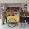 DKUKM Karawang Kebut Distribusi Bantuan Barang