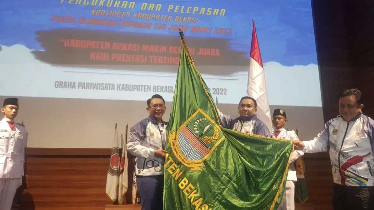 Medali Emas Bonusnya Rp 100 Juta