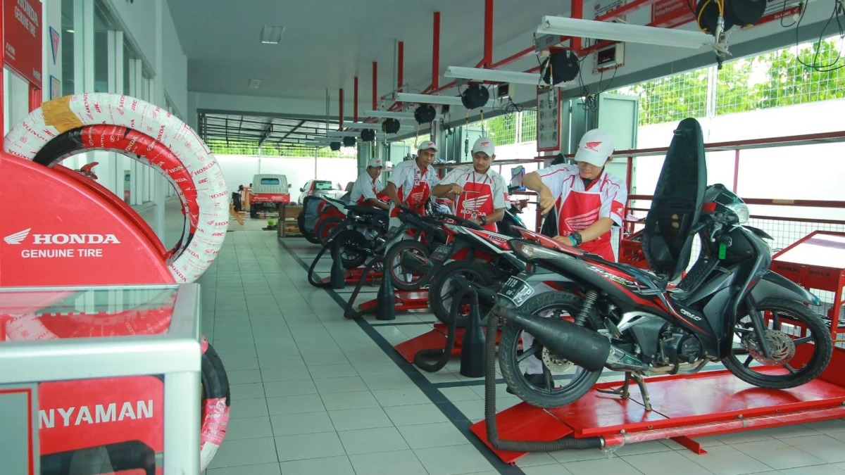 Seluruh bengkel resmi AHASS di area Subang dan Indramayu menawarkan program servis motor dengan tema “Meraih Merdeka Bersama AHASS”.