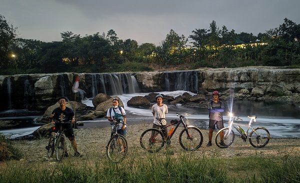 Curug Parigi di Bekasi, Keindahannya Mirip Air Terjun Niagara di Kanada