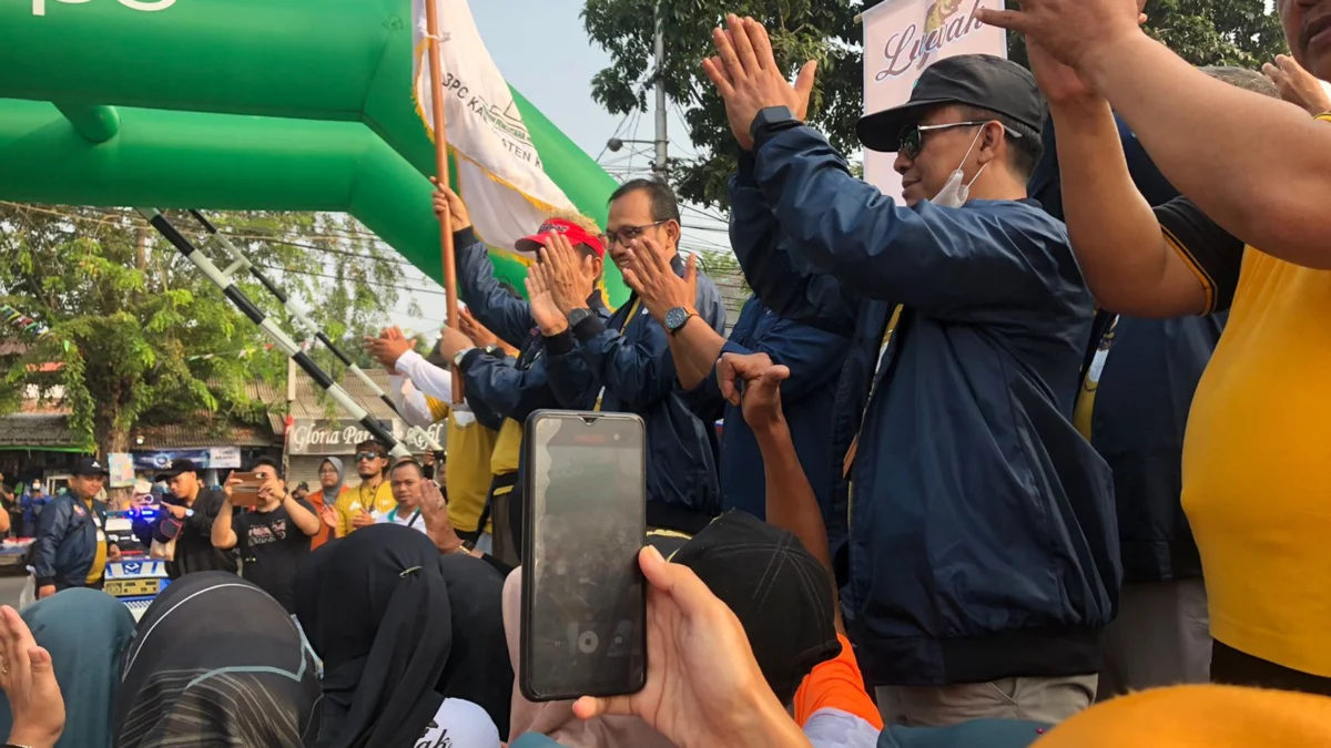Rangkaian HUT Karawang ke-390 Dimulai, Ribuan Peserta Ikuti Jalan Sehat dan Senam