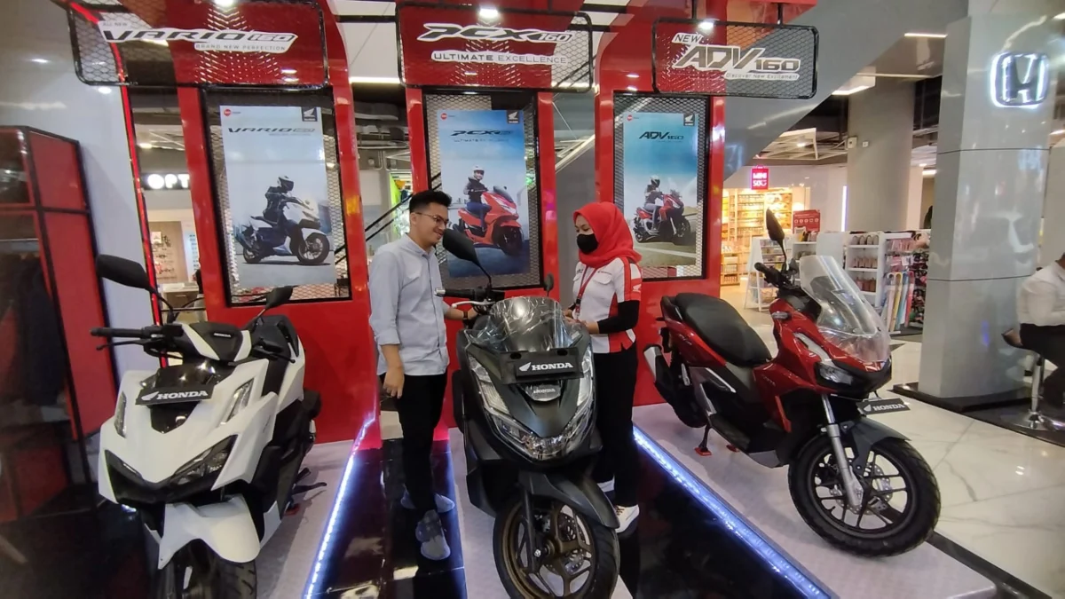 Program Menarik Pembelian Honda Vario 160, Honda PCX 160, dan Honda ADV 160, 25 September- 1 Oktober Doank..