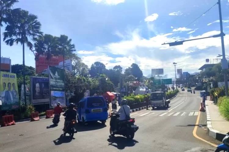 Arus Lalu Lintas di Puncak Bogor Masih Lengang di Hari Libur Maulid Nabi