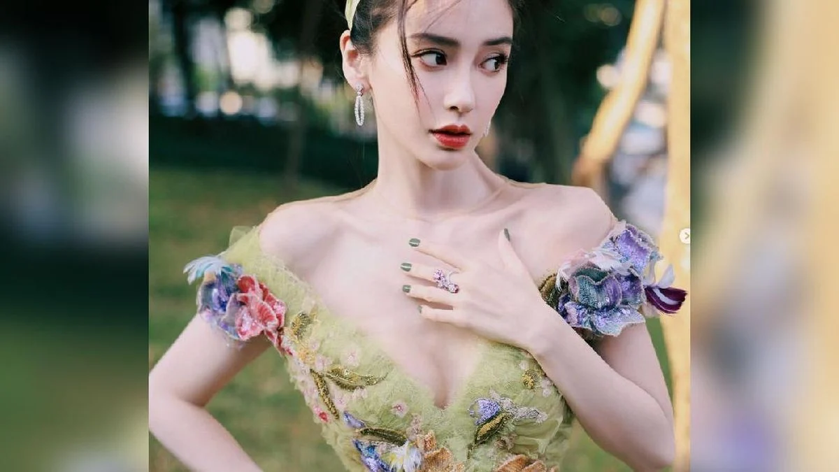 Artis China Pemeran Utama Twilight 2023 Profil Angelababy yang Bercerai dengan Aktor