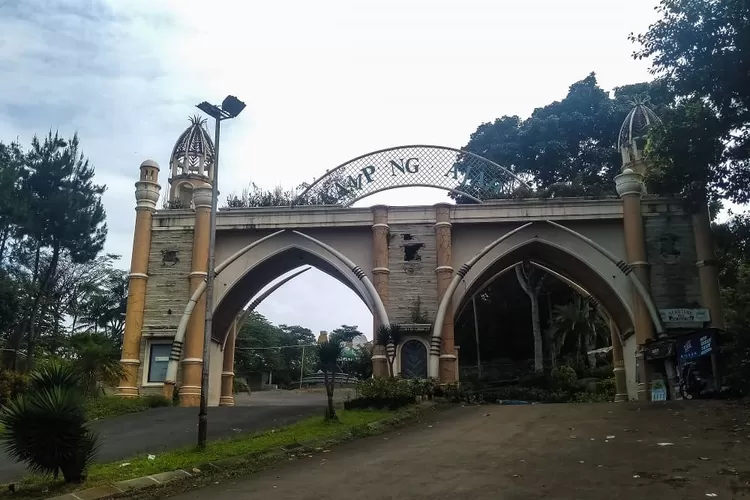 Sekarang Kampung Gajah Menjadi Tempat Uji Nyali Angker