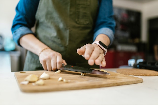 Pisau adalah salah satu peralatan dapur yang sering digunakan, dan pisau berkarat, itu adalah masalah. Simak cara membersihkan pisau berkarat.