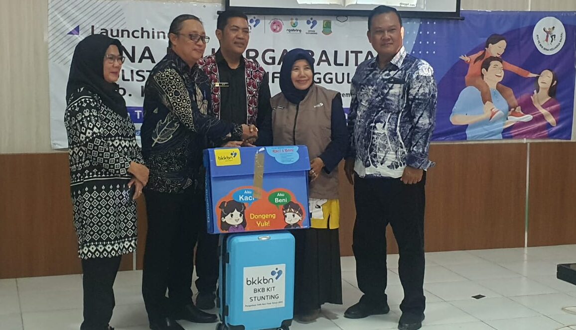 Karawang Target Satu Kecamatan Satu BKB HIU