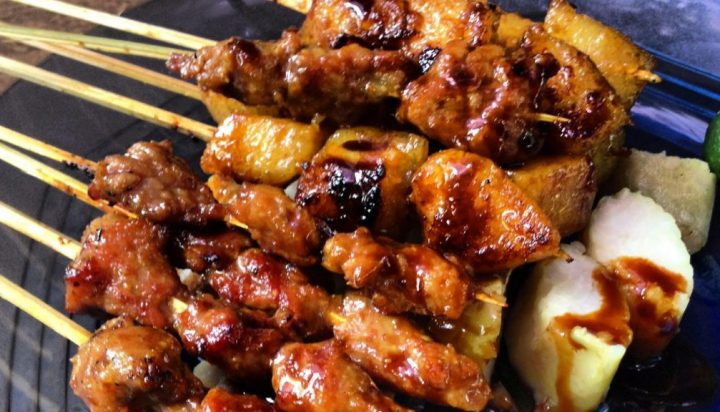 Cus Buruan Cobain...! 10 Daftar Rekomendasi Kuliner Sate Terpopuler dan Enak di Karawang