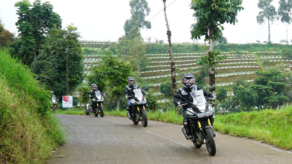 Berkendaralah Menggunakan Riding Gear yang Lengkap