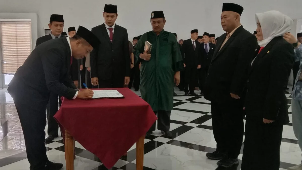 Bupati Aep Mutasi dan Rotasi 75 Pejabat Pemkab Karawang