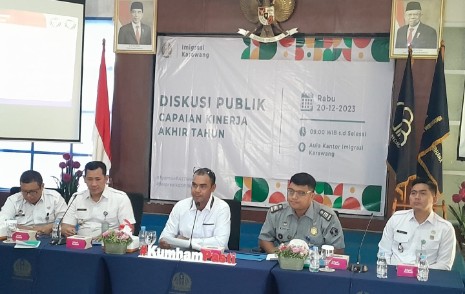 Imigrasi Karawang Deportasi 19 Orang WNA Bermasalah