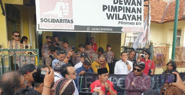 Pernyataan Ade Armando Soal Keraton Yoyakarta