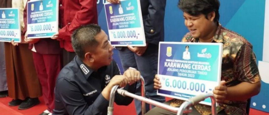 18.661 Siswa dan Mahasiswa Karawang Terima Beasiswa Karawang Cerdas