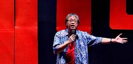 Pentas Teater Dilarang Ngomong Politik