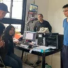 Kantor Imigrasi Karawang sisir Tenaga Kerja Asing. Pihak Imigrasi juga minta tiap perusahaan di Karawang melaporkan aktivitas TKA