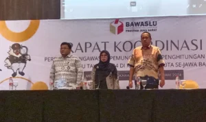 Bawaslu Jabar Rapat Koordinasi di Karawang