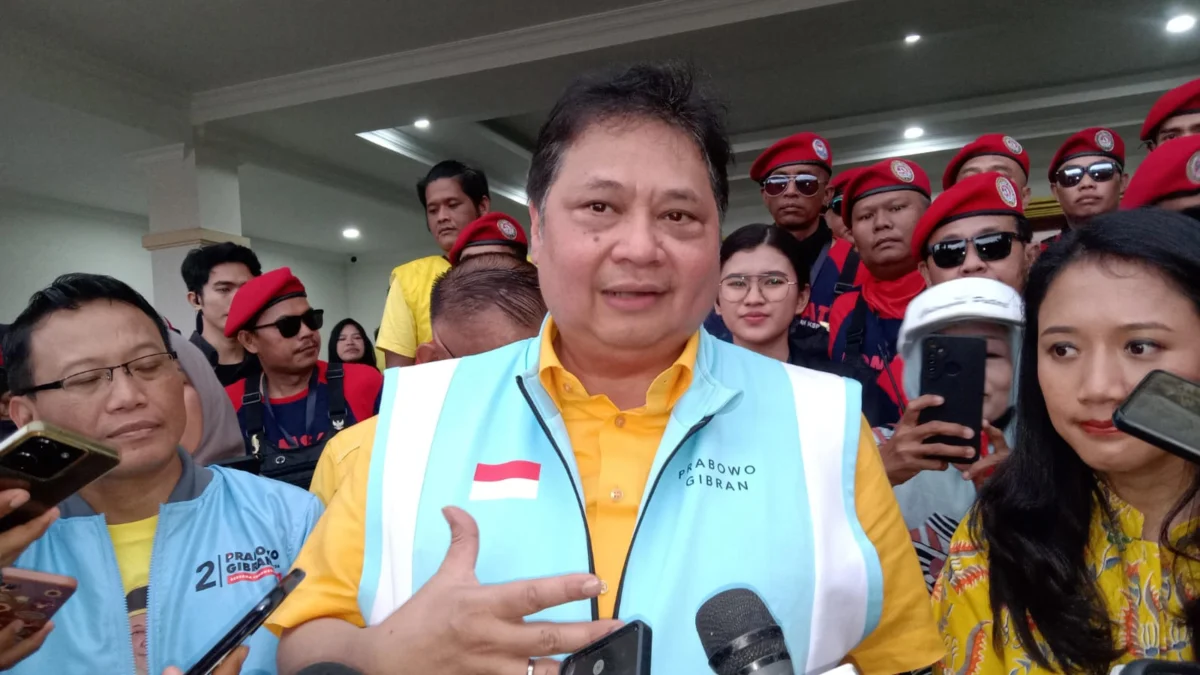 Safari di Karawang, Ketum Golkar Airlangga Perkuat Basis Menangkan Prabowo-Gibran 1 Putaran