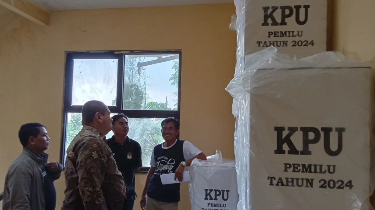 Bawaslu Jabar Monitoring Penertiban APK dan Logistik di Kabupaten Bekasi