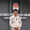 Pada Pemilu 2024, Komisi Pemilihan Umum (KPU) Purwakarta mempertimbangkan opsi mendirikan tempat pemungutan suara (TPS) dalam ruangan.