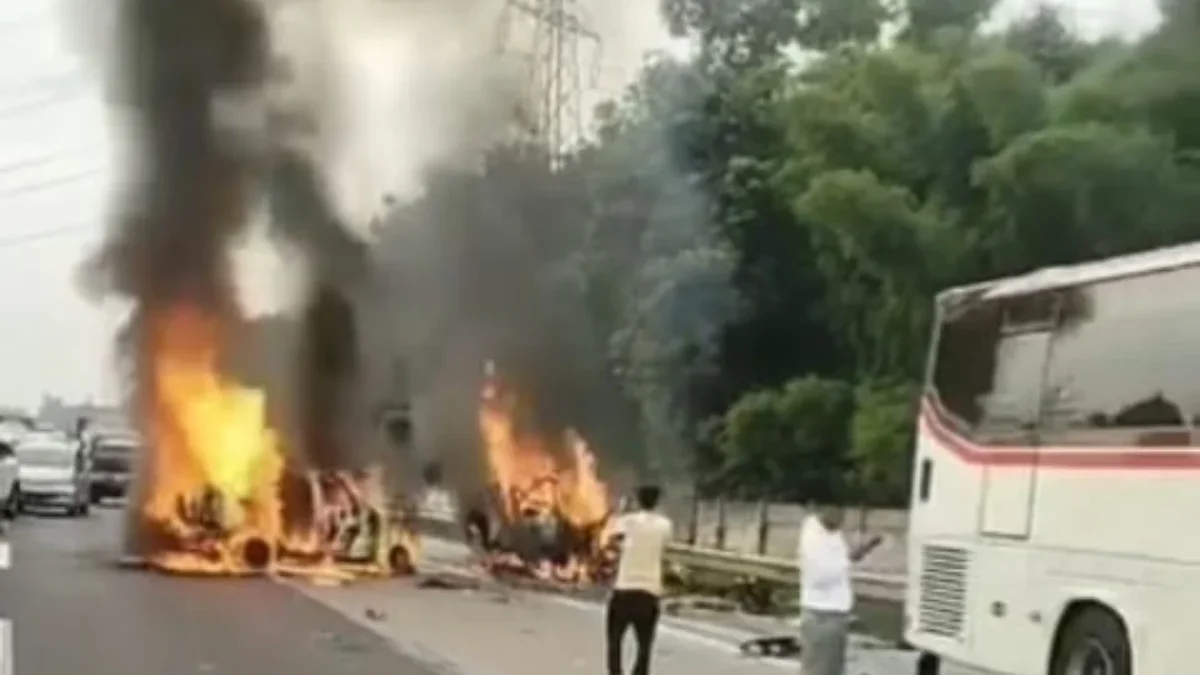 9 Orang Hangus di Tol Jakarta- Cikampek Ruas Karawang,