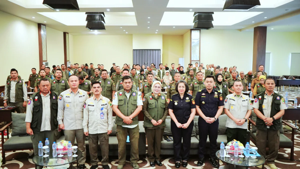 Gempur Rokok Ilegal, Satpol PP di Karawang