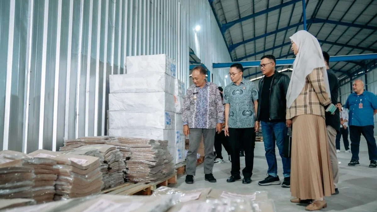 Gudang Logistik KPU Karawang,