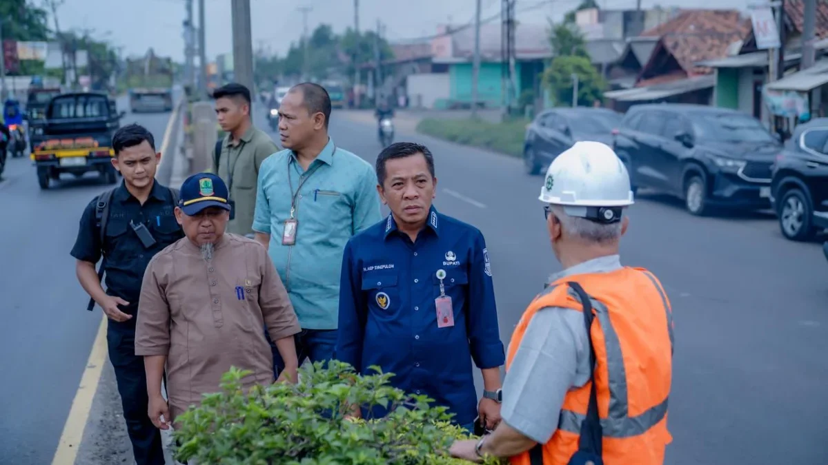 Bupati Karawang H. Aep Syaepuloh