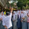 Demo siswa SMAN 4 Karawang