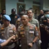 Polisi ungkap pembunuhan petugas bank keliling.