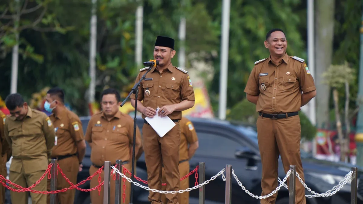 Bupati Bekasi Ade Kuswara Kunang